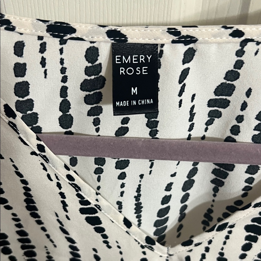 SHEIN Black and Cream Patterned Blouse - Picture 2 of 3